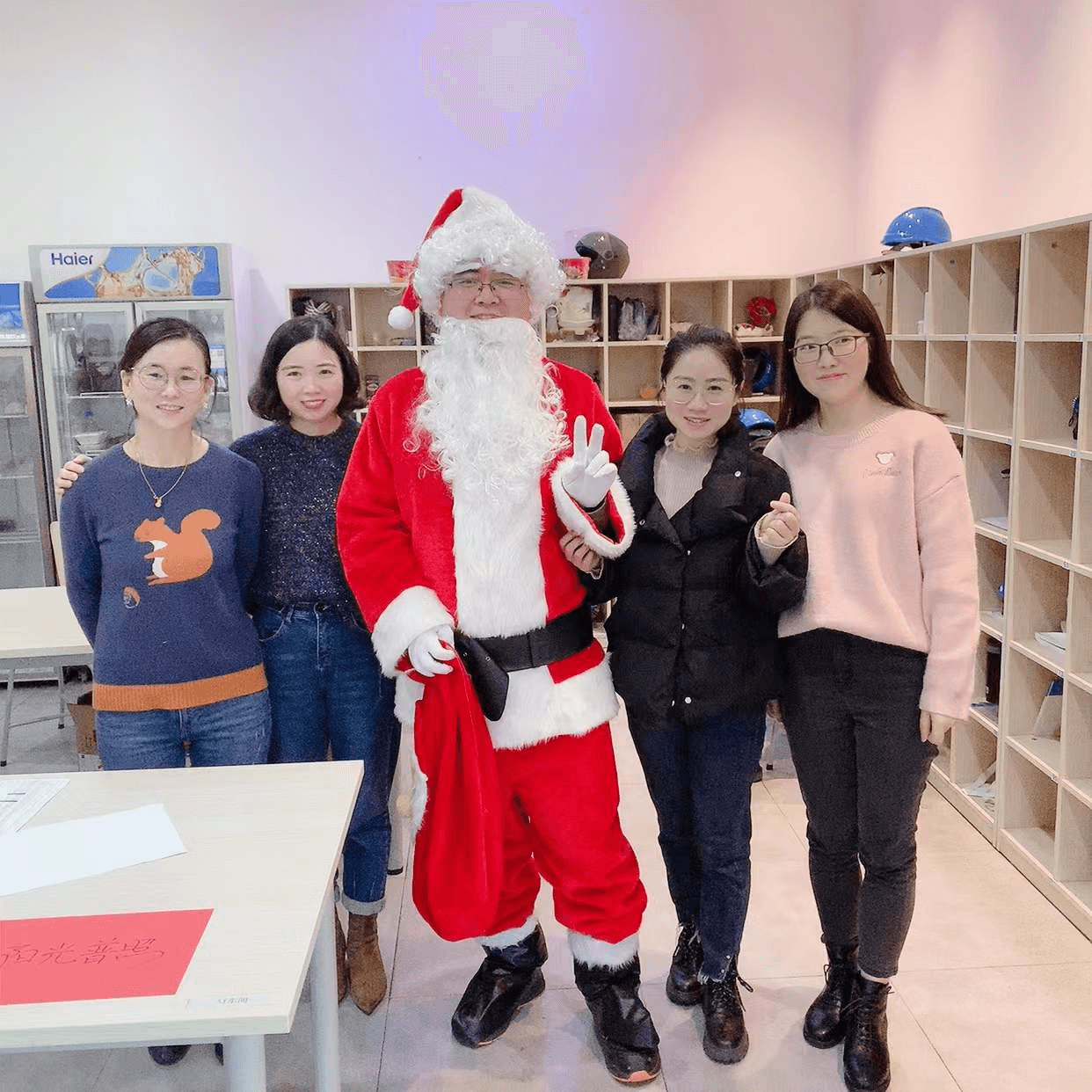 苏州工厂圣诞活动(图14) 苏州工厂圣诞活动(图14)